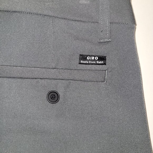 Giro Women's Venture Shorts, Gray, Size 6 - Retail: $100.00 - Picture 6 of 6